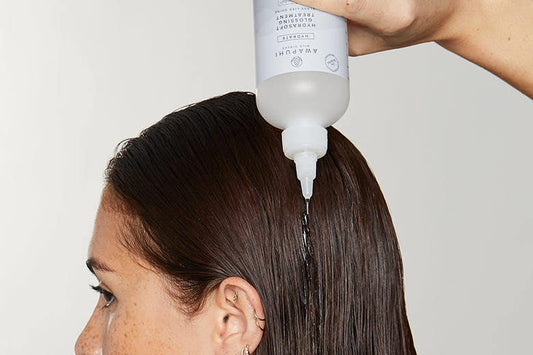 3 Reasons Why Your Hair Needs a Gloss