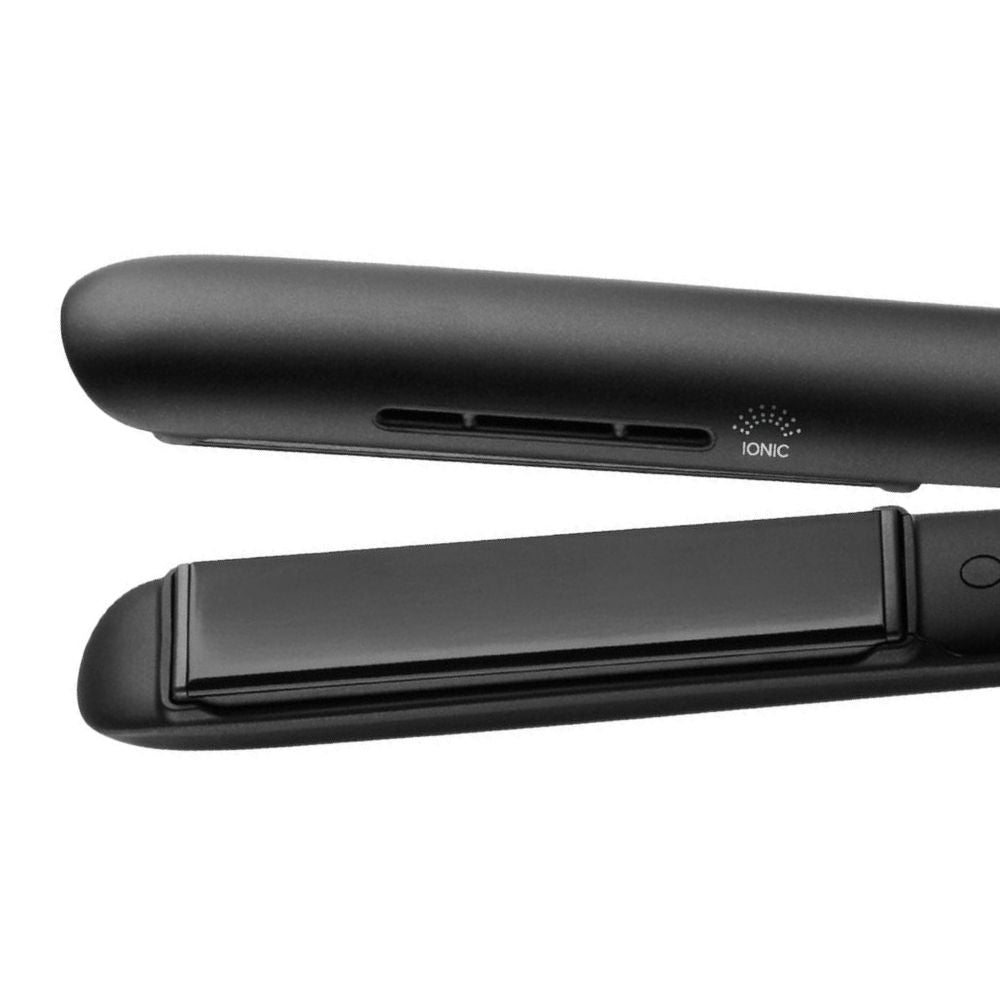 ONE TOOL, </br> <em>ENDLESS STYLES</em>