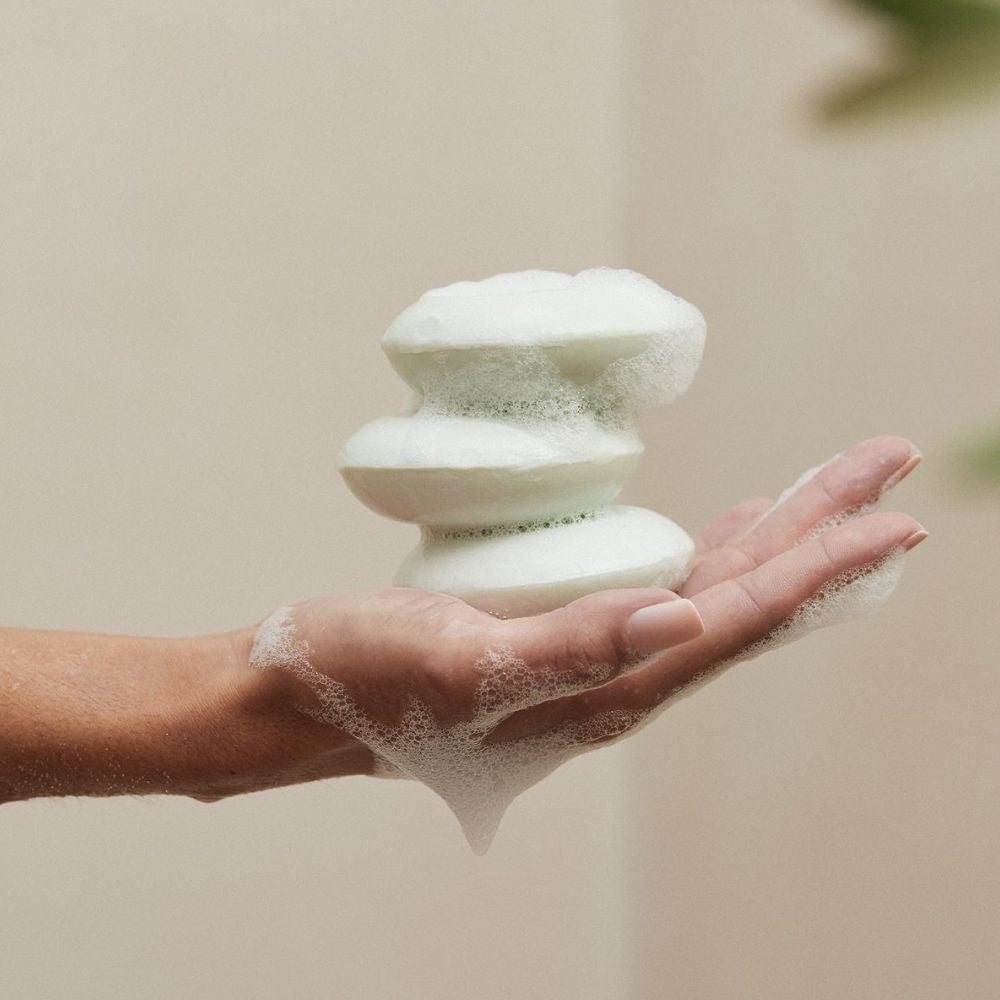 <em>Tea Tree Special Shampoo Bar</em>