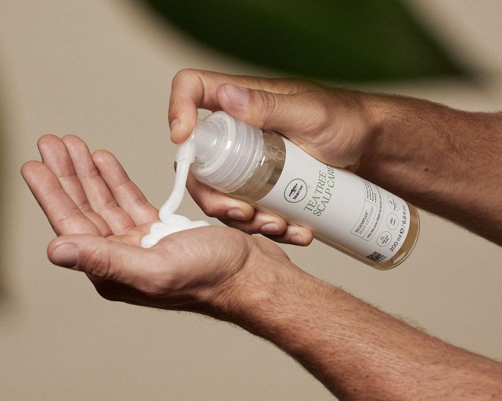 <em>Tea Tree </em> <em>Scalp Care Regeniplex Root Lift Foam</em>