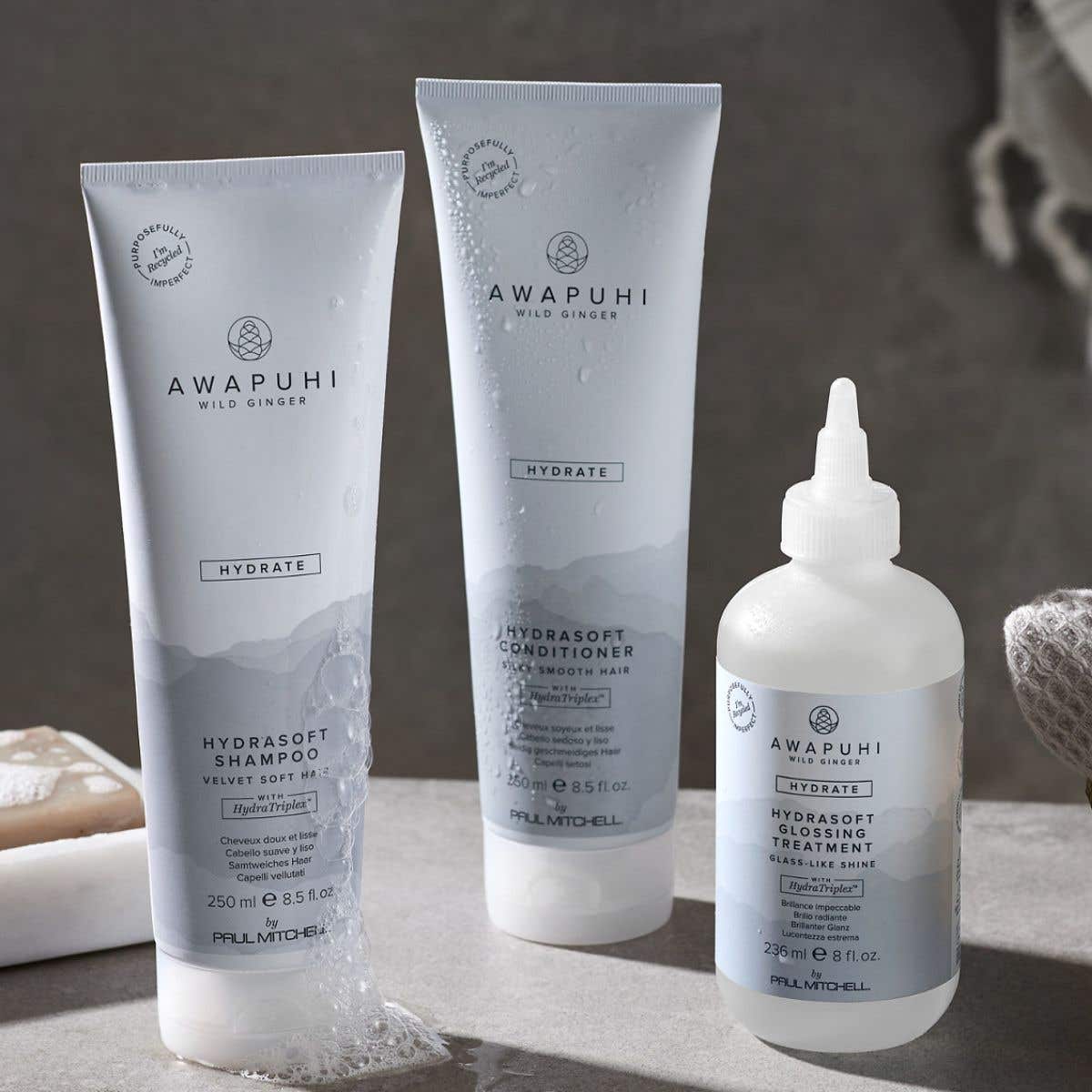 Lifestyle image of Awapuhi Wild Ginger Hydrate Collection