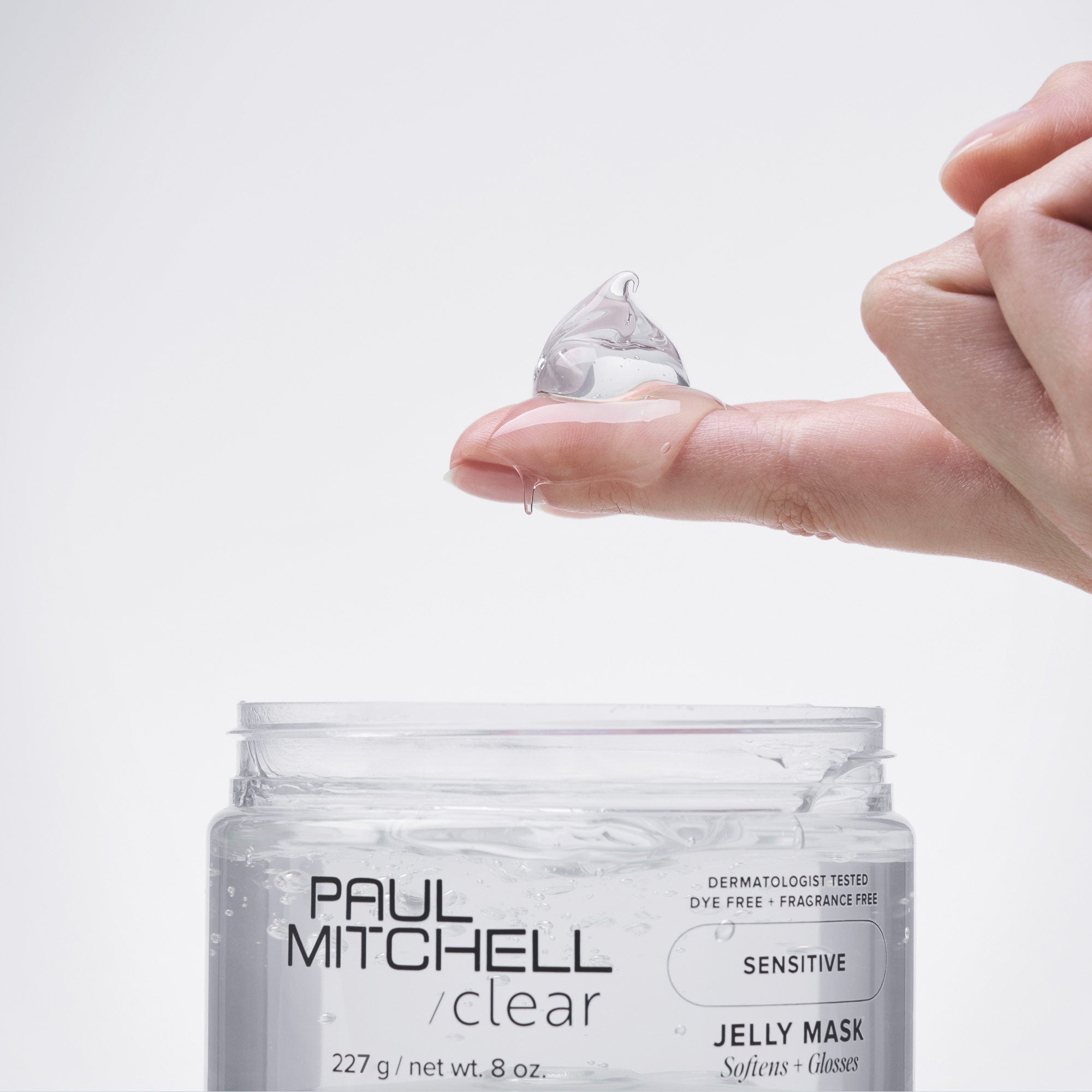 Paul Mitchell Clear Jelly Mask delivers hydration, improved manageability and shine.