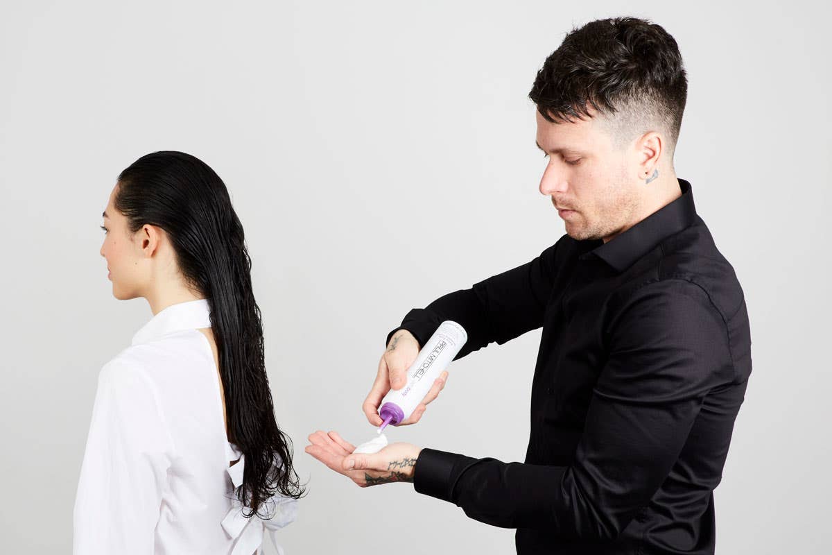 How To: Bouncy Half-Up Pony Step 2 of 14. Apply Extra Body Sculpting Foam and work through to ends.