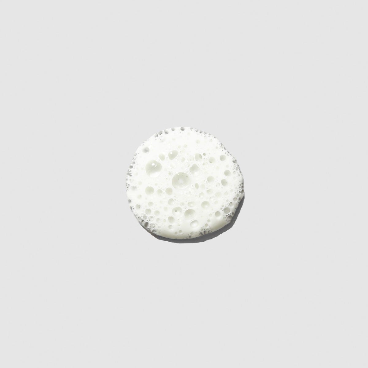 Foaming Pommade texture smear